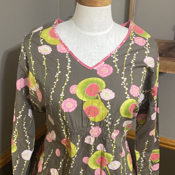 Columbia XCO taupe floral long sleeve v neck cinch tie waist tunic size L - Picture 3 of 8